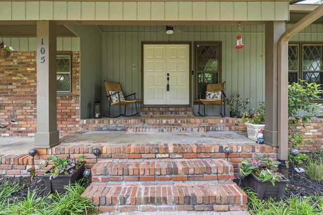 105 Fox Glen Drive, Warner Robins, GA 31088