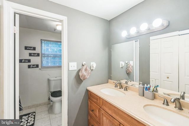 2523 ROBINSON PL, Waldorf, MD 20602
