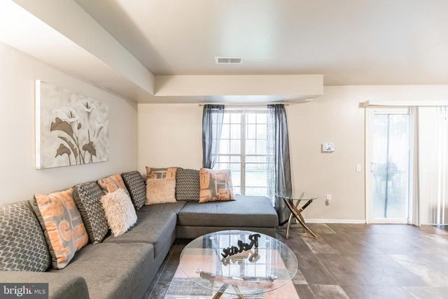 2523 ROBINSON PL, Waldorf, MD 20602