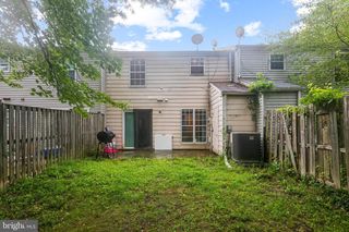 2523 ROBINSON PL, Waldorf, MD 20602