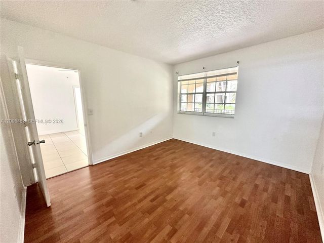 215 SW 117th Ter 14104, Pembroke Pines, FL 33025