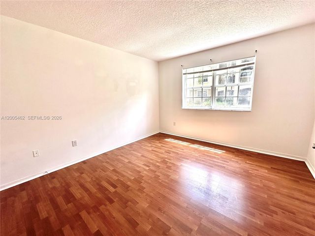 215 SW 117th Ter 14104, Pembroke Pines, FL 33025