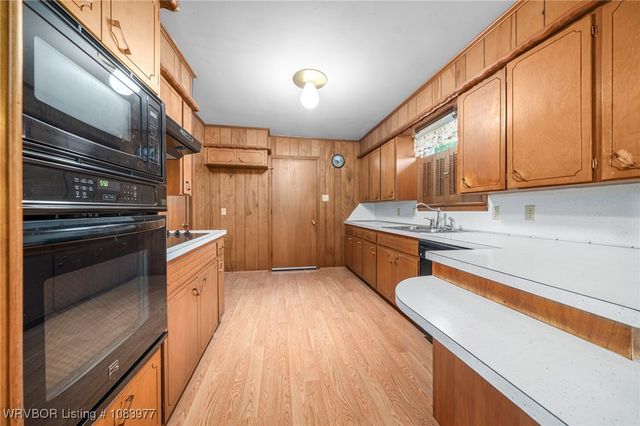 2825 18th Street, Fort Smith, AR 72901