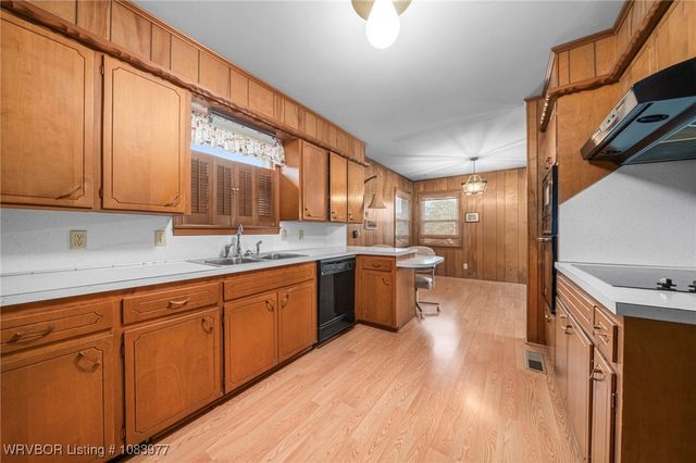 2825 18th Street, Fort Smith, AR 72901