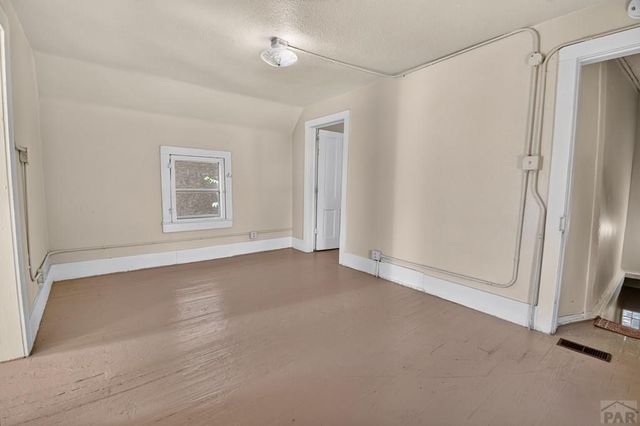 1233 Taylor Ave, Pueblo, CO 81006