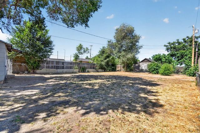 1233 Taylor Ave, Pueblo, CO 81006