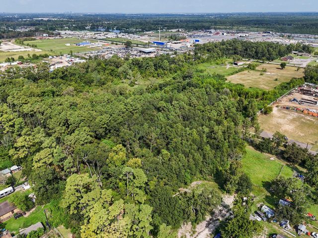 7818 E Mount Houston Road, Houston, TX 77050