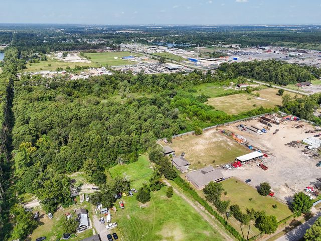 7818 E Mount Houston Road, Houston, TX 77050