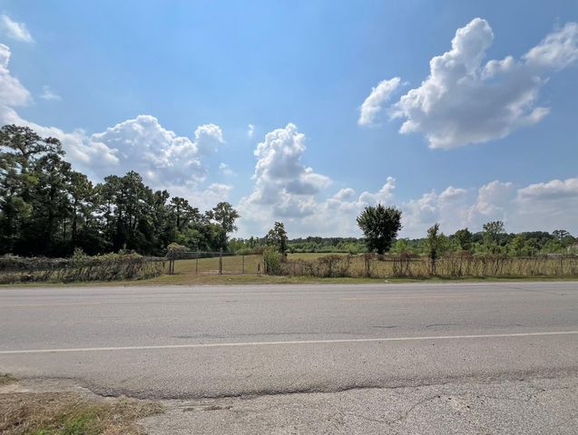 7818 E Mount Houston Road, Houston, TX 77050