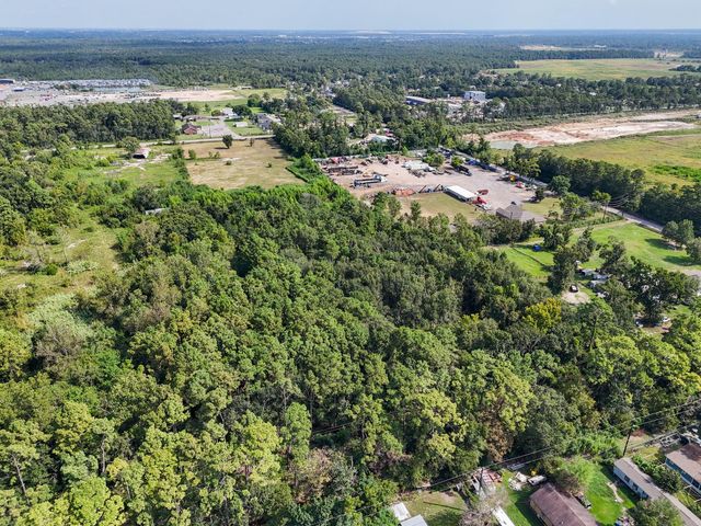 7818 E Mount Houston Road, Houston, TX 77050