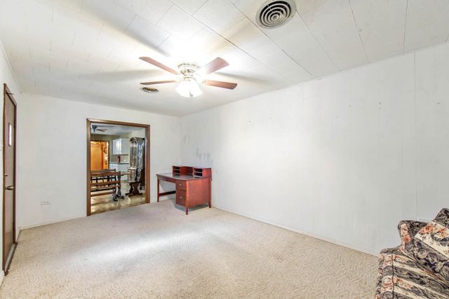 128 St Mary St, Golden Meadow, LA 70357