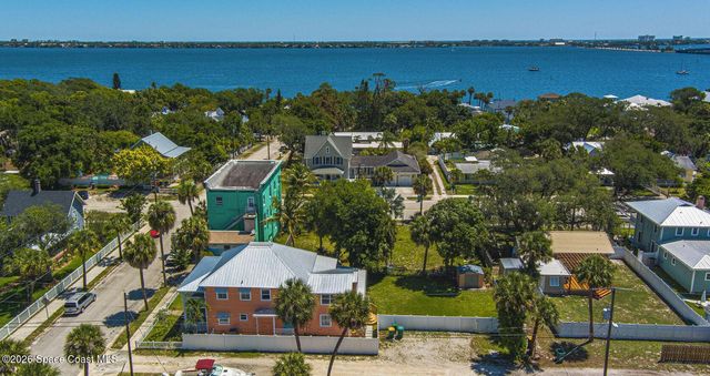 693 Law Street A, Melbourne, FL 32935