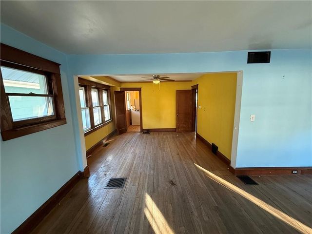 4324 Cambridge Street, Kansas City, KS 66103