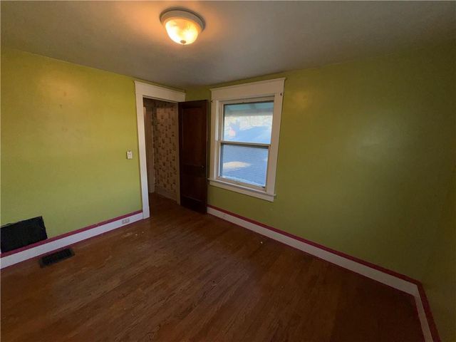 4324 Cambridge Street, Kansas City, KS 66103