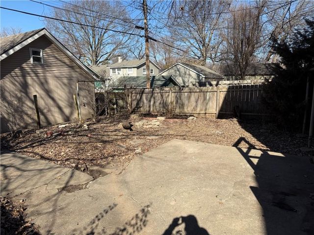 4324 Cambridge Street, Kansas City, KS 66103