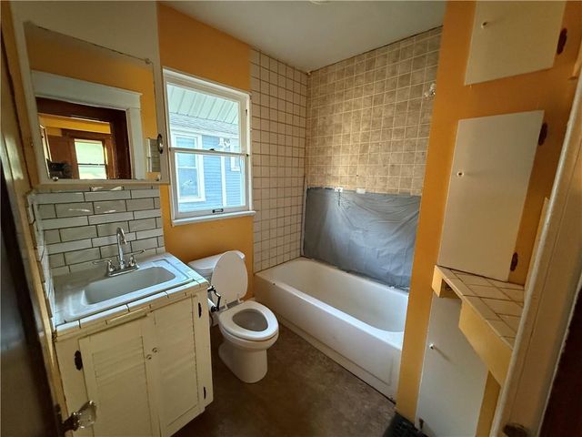 4324 Cambridge Street, Kansas City, KS 66103