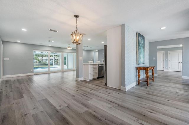 11599 GROVE STREET, Seminole, FL 33772