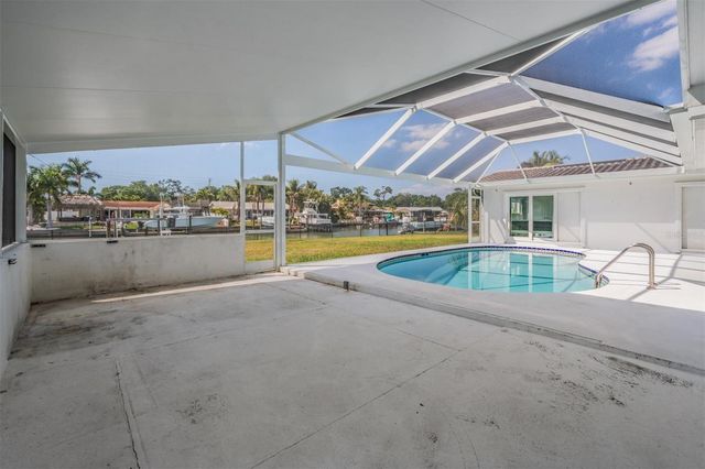 11599 GROVE STREET, Seminole, FL 33772