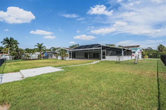 11599 GROVE STREET, Seminole, FL 33772