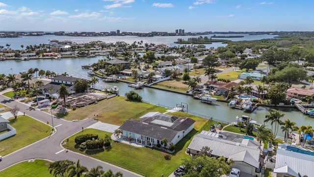 11599 GROVE STREET, Seminole, FL 33772