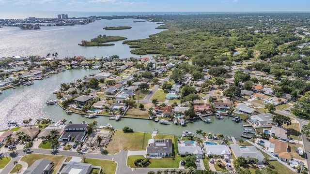 11599 GROVE STREET, Seminole, FL 33772