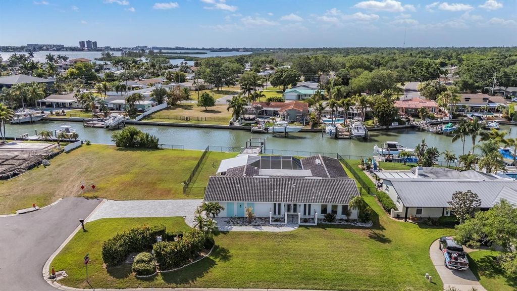 11599 GROVE STREET, Seminole, FL 33772