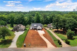 27 Linda SW Road, Cartersville, GA 30120