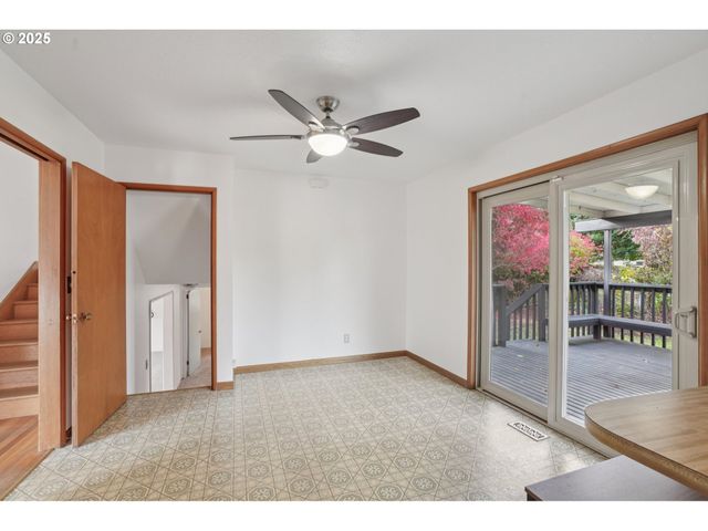 3425 Se 159TH Ave, Portland, OR 97236