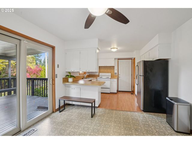 3425 Se 159TH Ave, Portland, OR 97236