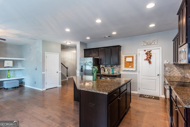 2629 Cooper Brook Drive, Snellville, GA 30078