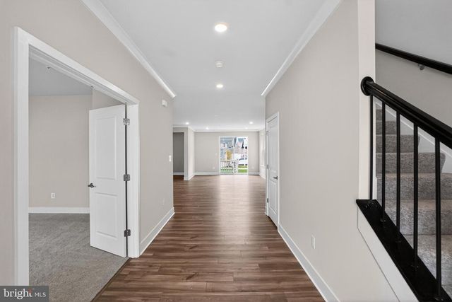 504 WILLOWSHIRE ST, Middle River, MD 21220