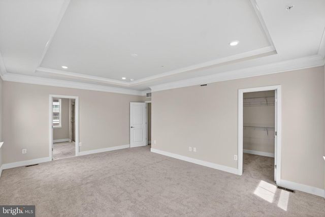 504 WILLOWSHIRE ST, Middle River, MD 21220