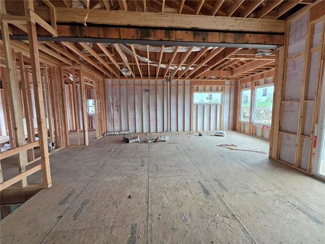 11263 S Sunray Drive, Olathe, KS 66061