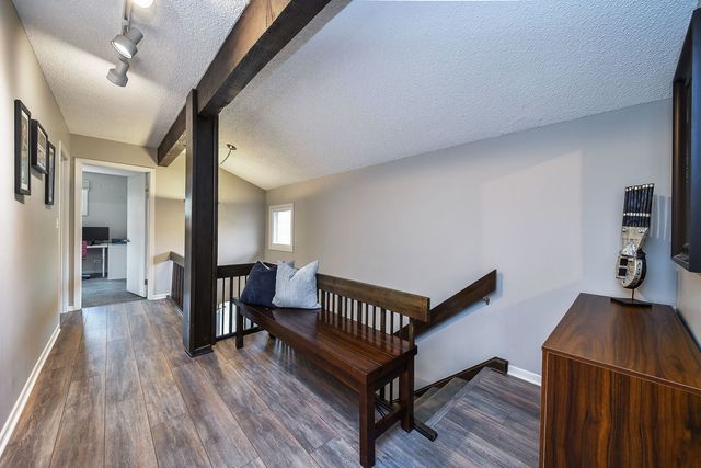 1925 Coach Drive, Naperville, IL 60565