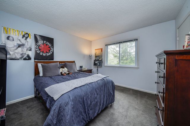 1925 Coach Drive, Naperville, IL 60565