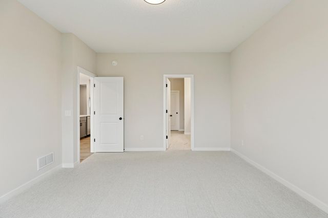 10933 37th Street N, Lake Elmo, MN 55042