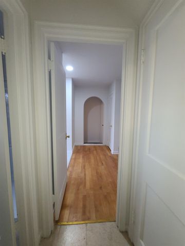 2328 E Wilma St, Wichita, KS 67211