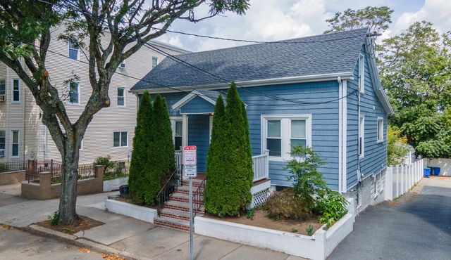 93 Jaques St, Somerville, MA 02145