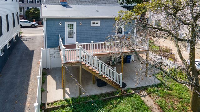 93 Jaques St, Somerville, MA 02145
