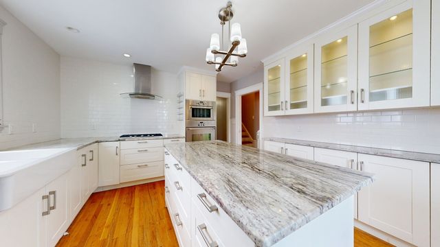 93 Jaques St, Somerville, MA 02145