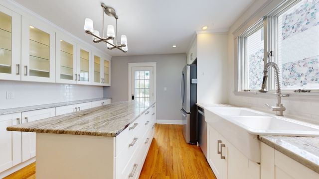 93 Jaques St, Somerville, MA 02145