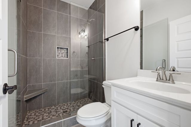 2305 Lacy St, Nashville, TN 37208