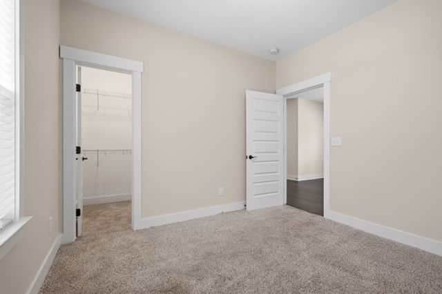 2305 Lacy St, Nashville, TN 37208