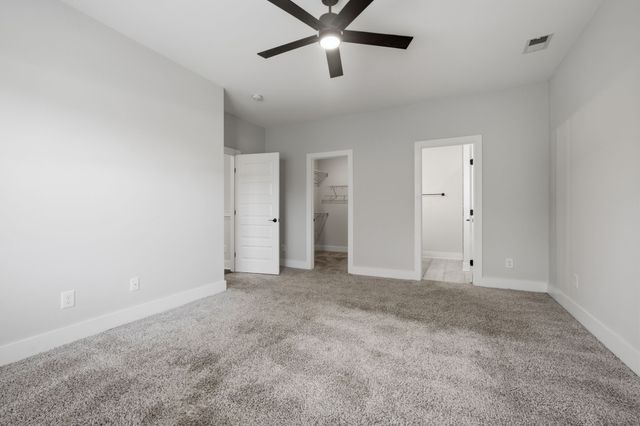 2305 Lacy St, Nashville, TN 37208