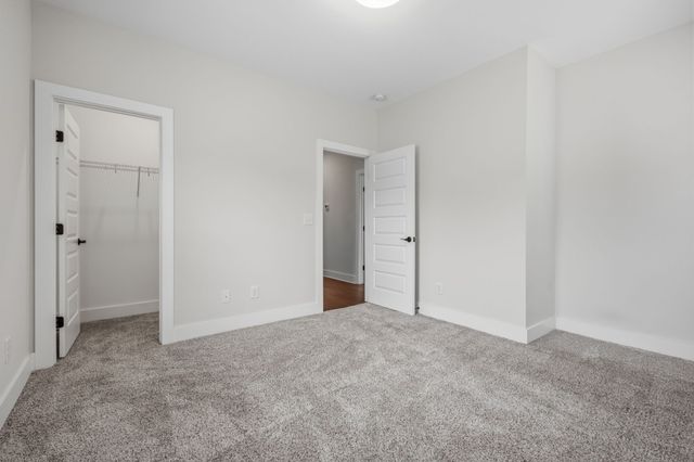 2305 Lacy St, Nashville, TN 37208