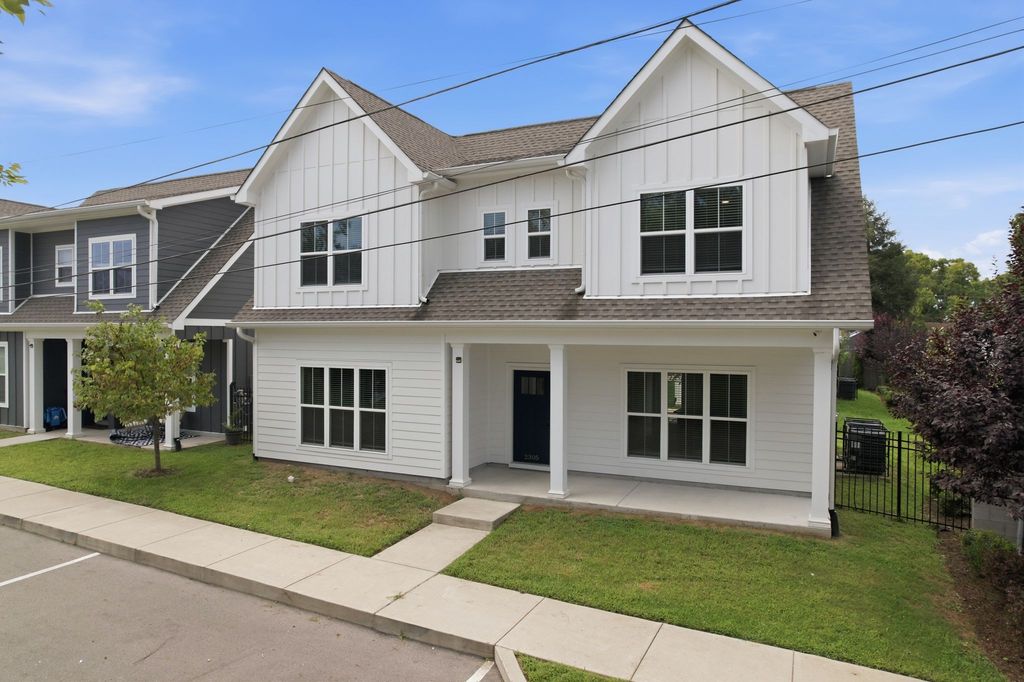 2305 Lacy St, Nashville, TN 37208