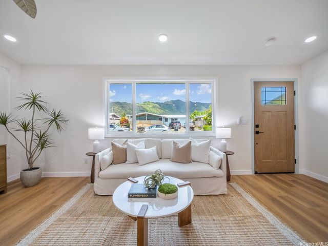 791 Aipo Street, Honolulu, HI 96825