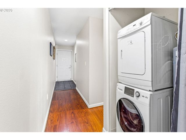 890 Se BAY Blvd 104, Newport, OR 97365