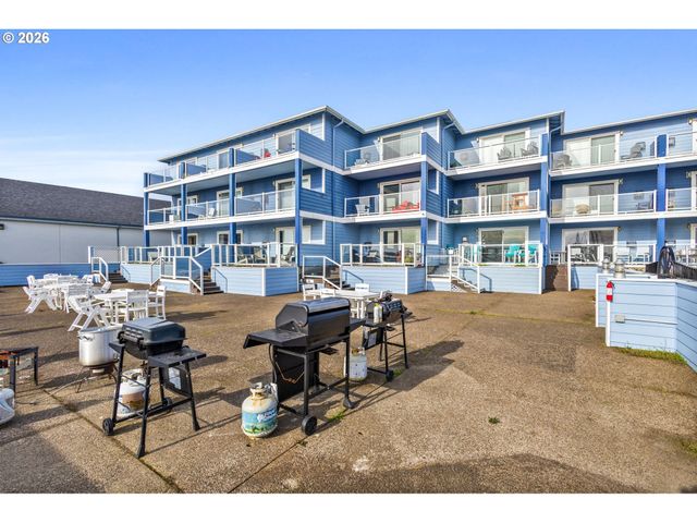 890 Se BAY Blvd 104, Newport, OR 97365