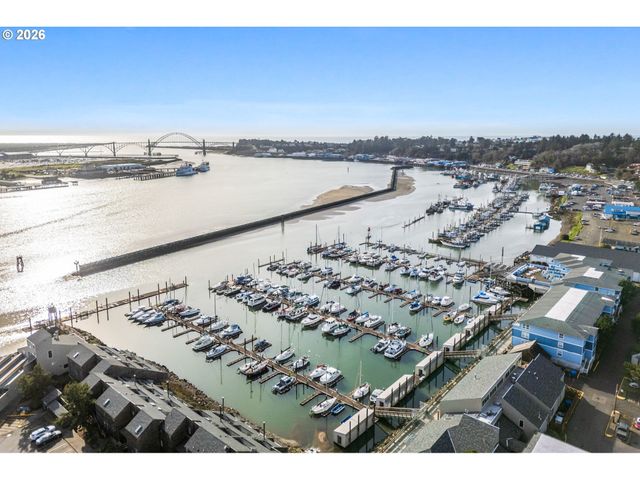 890 Se BAY Blvd 104, Newport, OR 97365